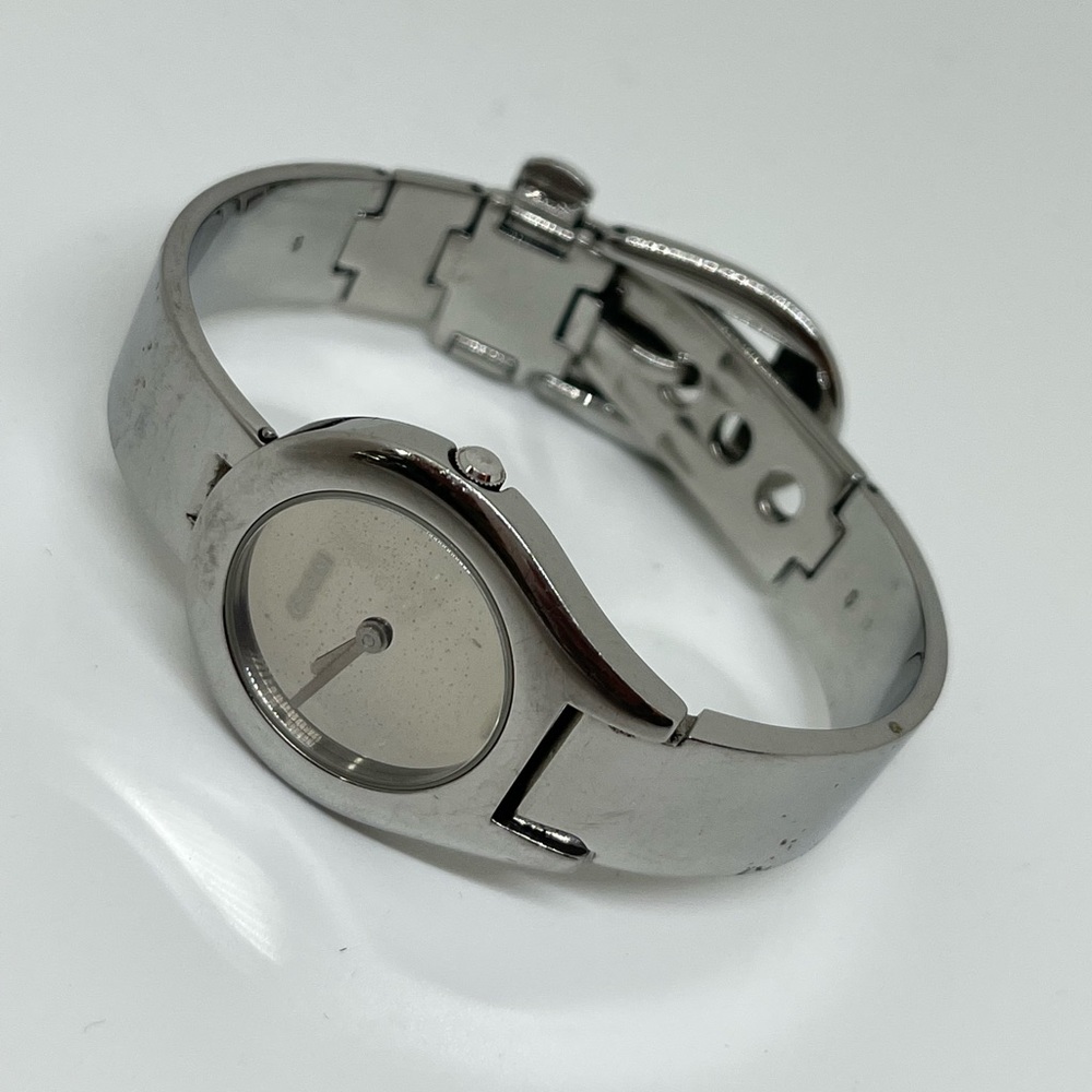 Gucci Silver Buckle Watch 6700L